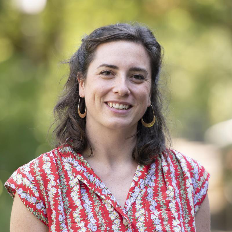 Portrait photo of Rachel Willis.