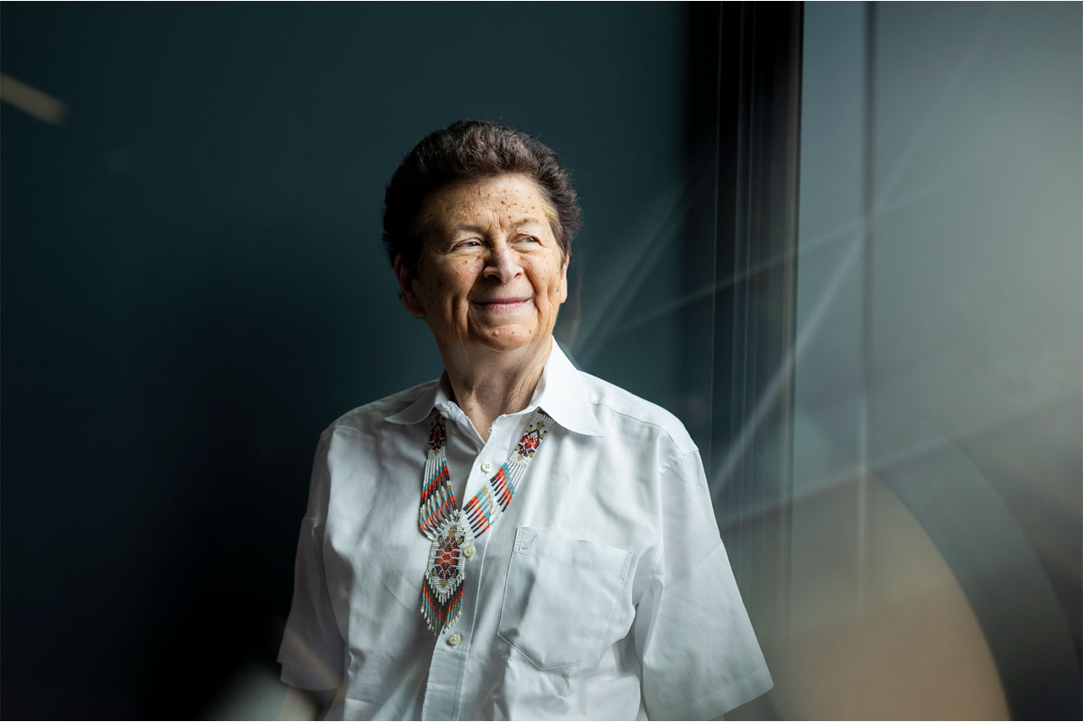 Reed Alum Awarded for Lifetime Achievement in STEM Mentorship