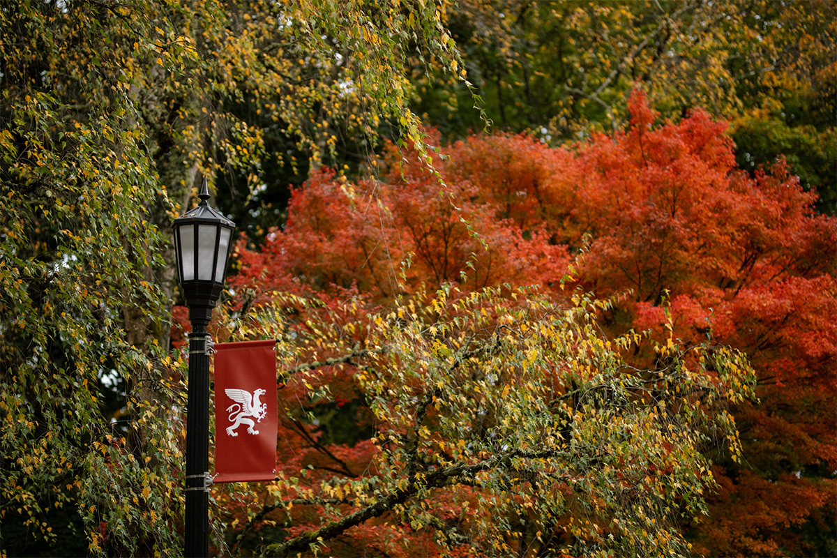 Reed Students Team Up With Coffee Shop to Give Free SNAP Meals