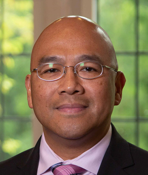 Staff photo of Gil J. Villanueva