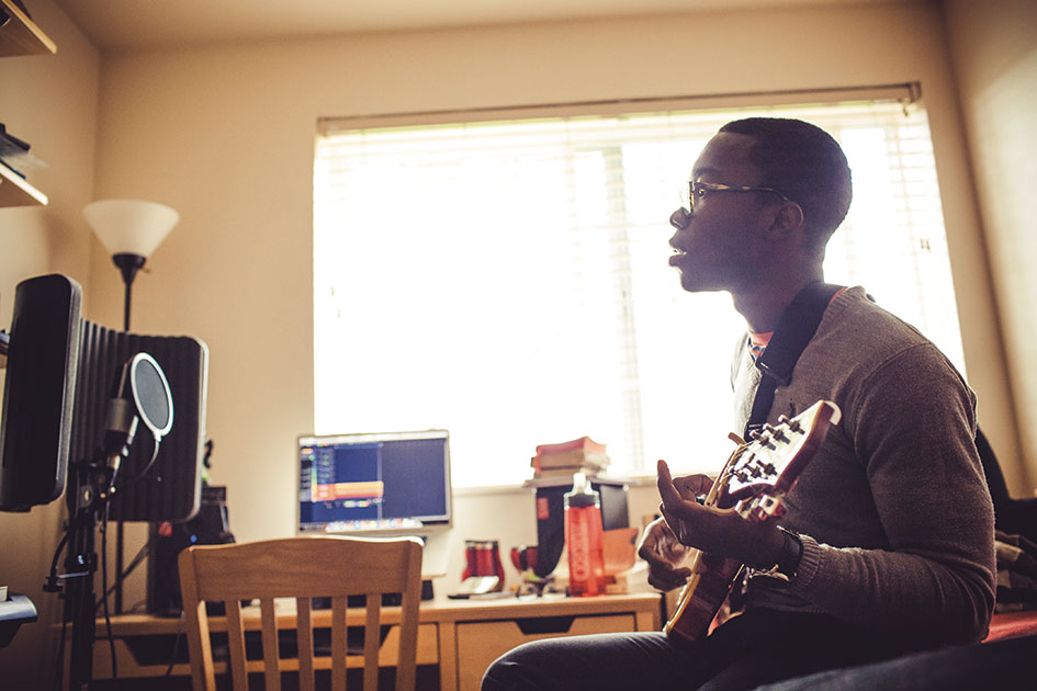 Paapa hMensa &amp;#8217;15 recorded most of his second album, Songs for Kukua, in his Sullivan dorm room.