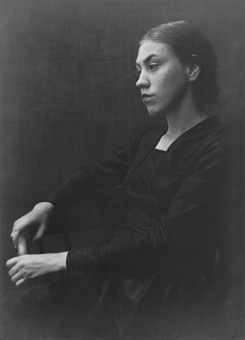 Xenia was photographed by Edward Weston in 1931. This portrait is now in the collection of New York’s Metropolitan Museum of Art.