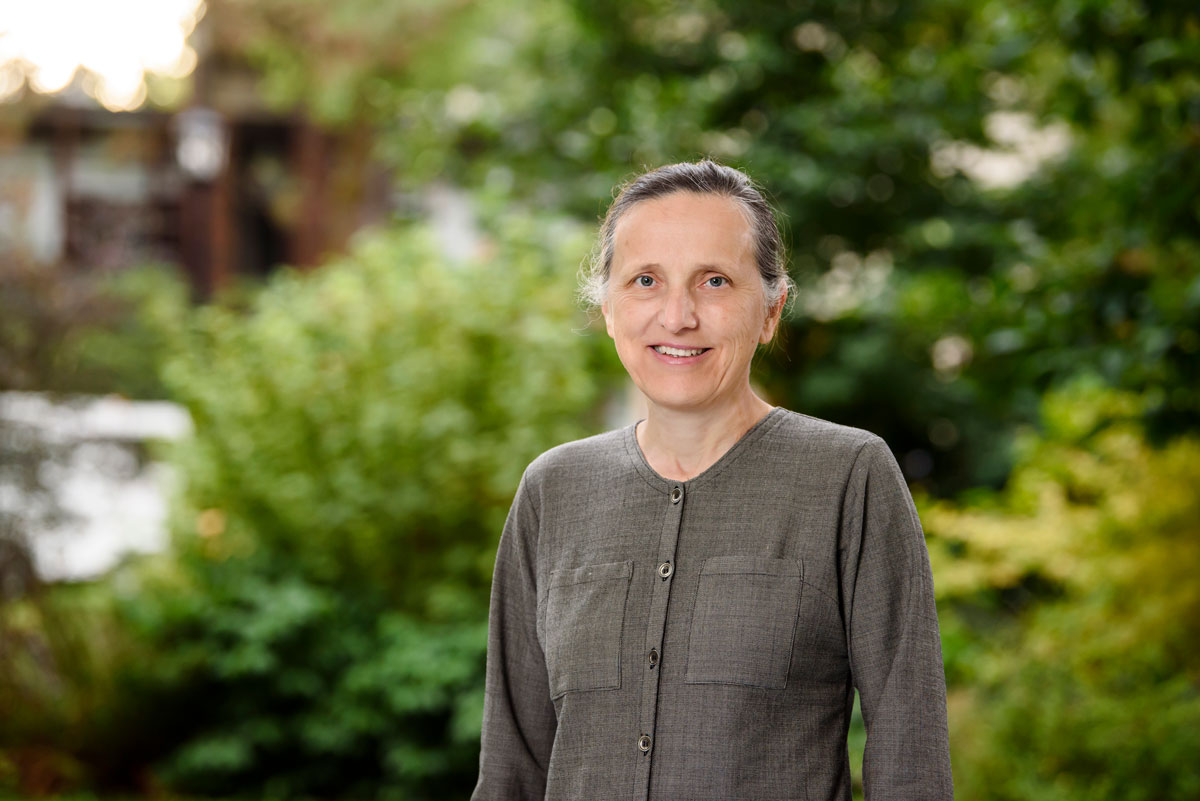 Math Prof Develops Radical Technique for Quilting