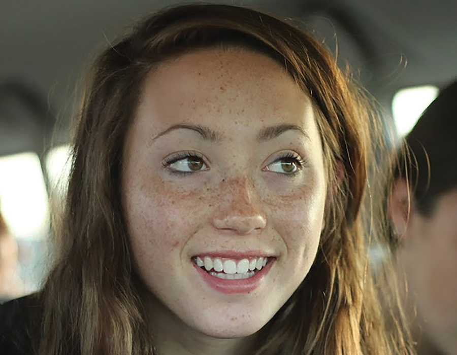 Photo of Claire  deVroede  ’22