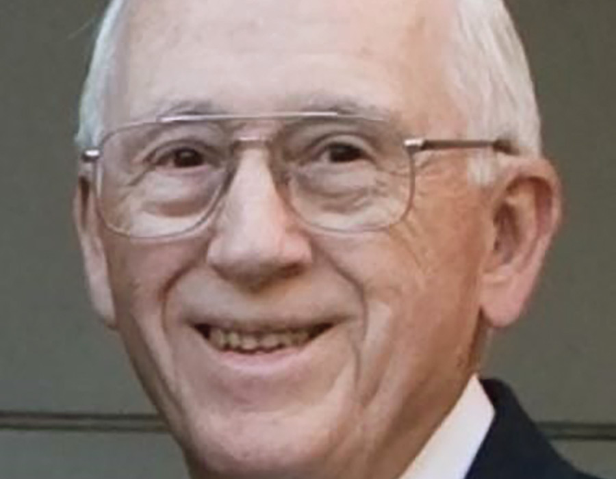 Photo of George Guthrie  ’53