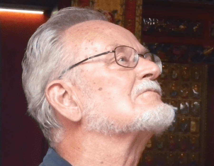 Photo of Robert  Horsfall  ’63