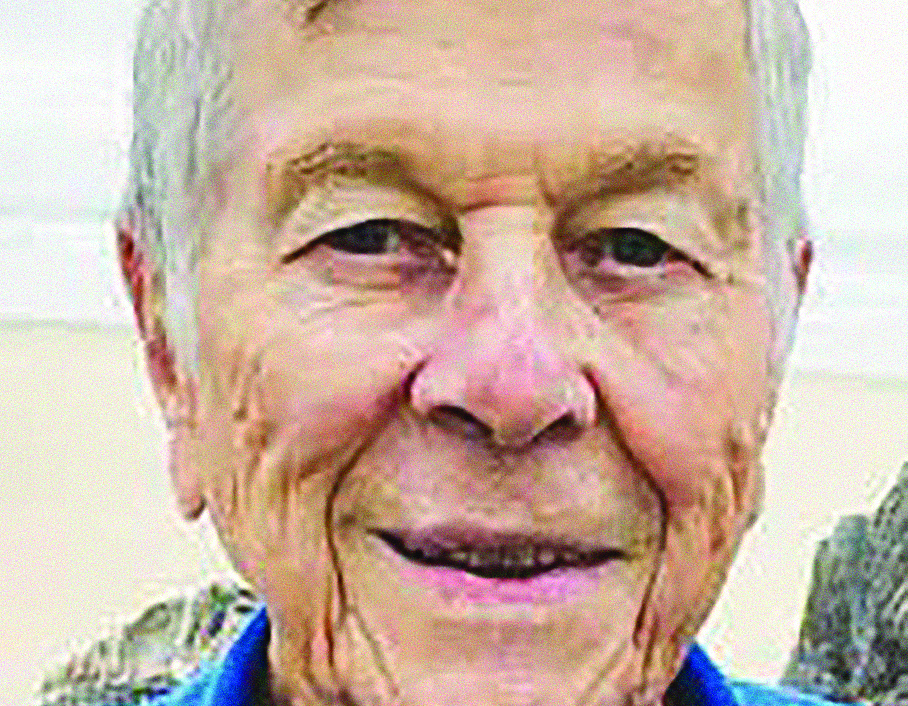 Photo of David  Leonard  ’55