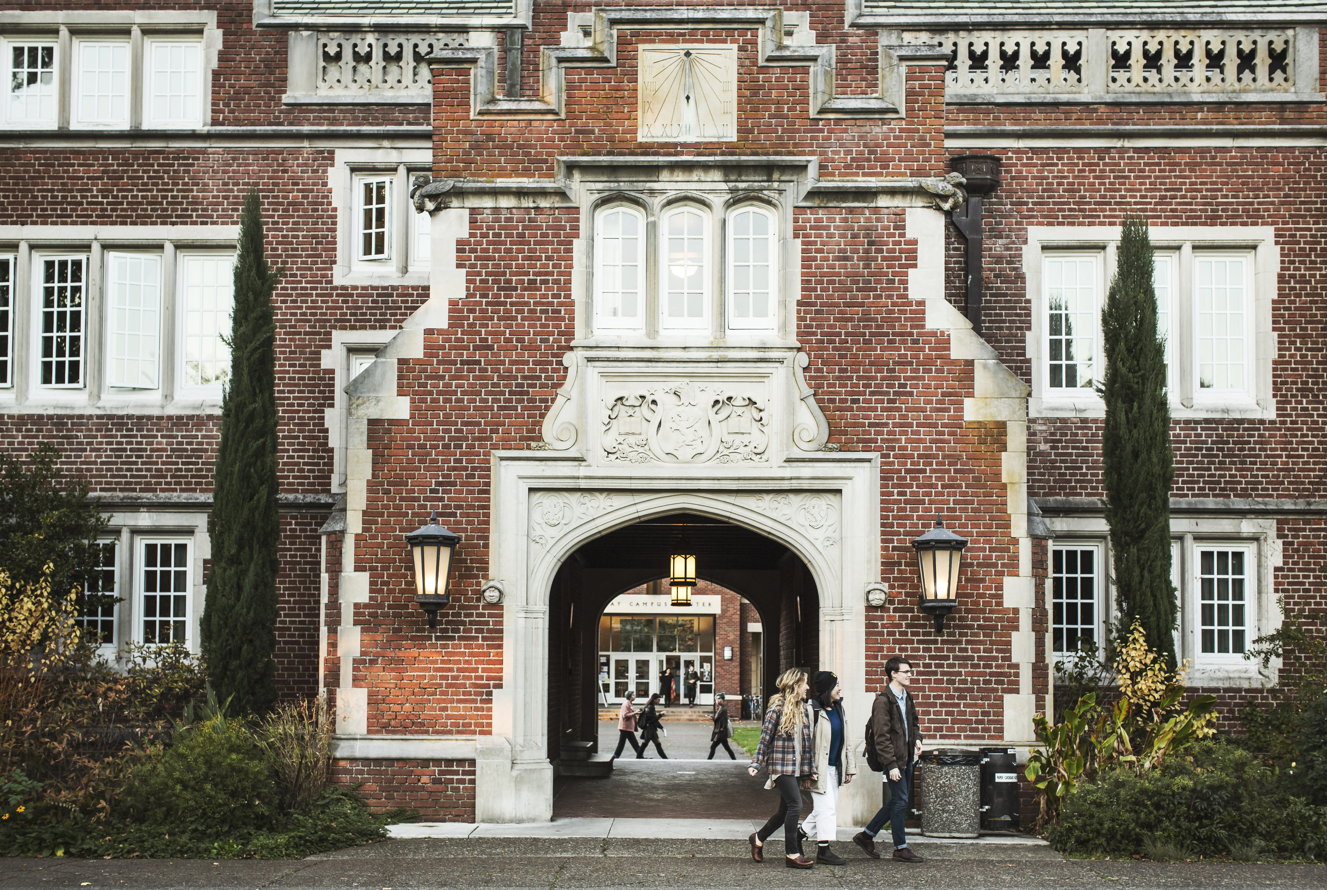 Old Dorm Block with a view of the quad through the Sallyport